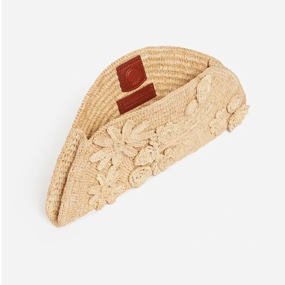 Vanessa Bruno Raffia Floral Half-Moon Clutch Bag Natural Beige - Picture 3 of 11